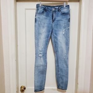 Papaya skinny distressed jeans size 11